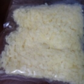 キャベツと花チーズのサラダ キャベツと花チーズのサラダ